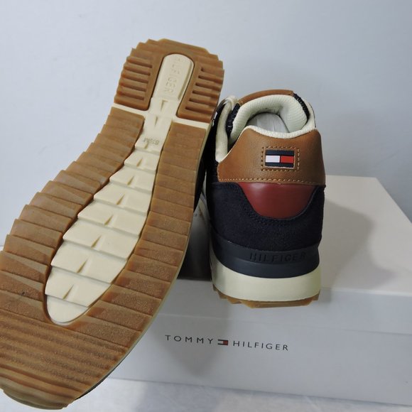 Brand new Tommy Hilfiger Valen Men's navy blue sneakers - Picture 6 of 6